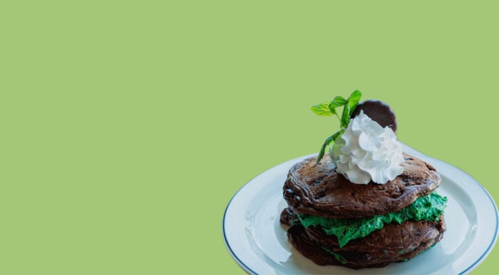 THIN MINT PANCAKES